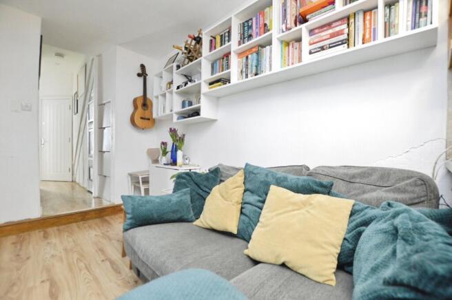 Lounge/ Kitchen