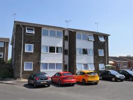 32, Spinnaker House, Waterside, Hythe SO45 6AB