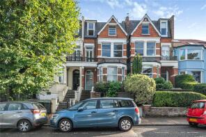 Flat C, 304, Alexandra Park Road, Wood Green, London N22 7BD