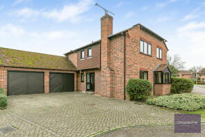 35, The Hawthorns, Charvil RG10 9TS