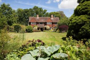 St Oswalds, Station Lane, Enton, Godalming GU8 5AN