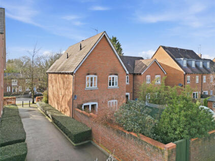 Page Place, Frogmore, St. Albans