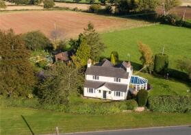Yew Tree Cottage, Bridgnorth Road, Stourbridge DY7 5JF