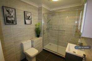 3, Calcot Priory, Bath Road, Calcot, Reading RG31 7QD