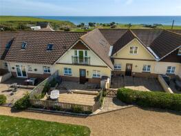 7, Seabreeze Cottages, Military Road, Newport PO30 4EY