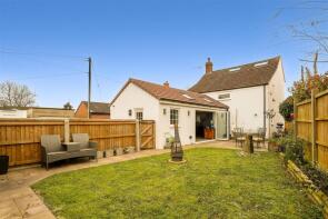 Homeleigh, Bristol Road, Gloucester GL2 7BQ