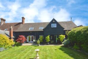 Swan Barn, Hunsdon Road, Ware SG12 8SJ