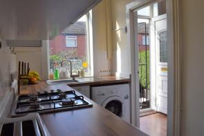 9, Thornleigh Mount, Cross Green, Leeds LS9 8QW