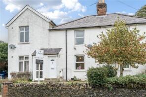 9, Lodge Hill Road, Lower Bourne, Farnham GU10 3QN