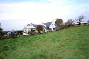 Llainllogin, B4313 Bigny Cross To Glan Cleddau, Llanycefn, Clynderwen SA66 7LJ