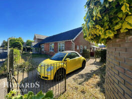 Old School Bungalow, Loddon Road, Beccles NR34 0AG