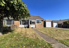 8, Roman Way, Dover CT15 6AH