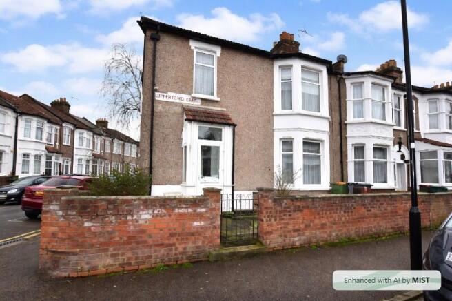 3 Bedroom End of Terraced for Sale