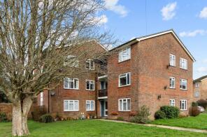 43, Swann Way, Horsham RH12 3NQ