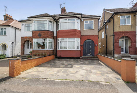 Grove Park, London, NW9