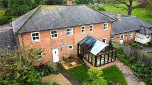 3, Home Court, Main Street, Southwell NG25 0SA