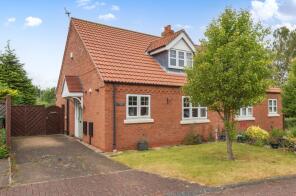 7, Poachers Rise, Grimsby DN41 8AE