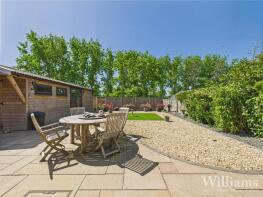 56, Springhill Road, Aylesbury HP18 0TE