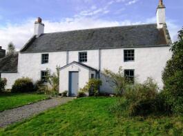 Dalnavert Farmhouse, B970 Feshiebridge - Inshriach, Dalnavert, Kingussie PH21 1NQ
