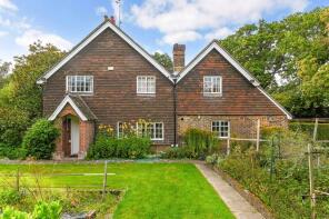 Nut Knowle Cottages, Brighton Road, Woodmancote BN5 9SS