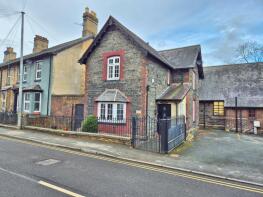 7 Min Aber, Glyndwr Terrace, London Road, Corwen LL21 0DT