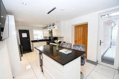 Salisbury Road, Ellesmere Park, M30