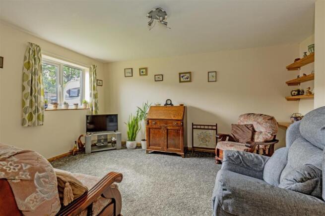 Reception Room-1.jpg