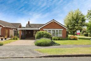 2, The Leas, Grantham NG32 2PD