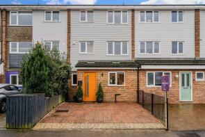 4, Hunters Close, Epsom KT19 8HX
