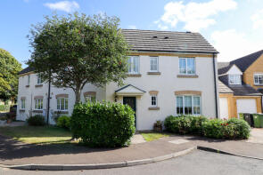 25, Beaufort Drive, St. Neots PE19 5YU