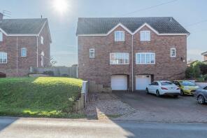 Meadowbank, Archway Cottages, Main Road, Filby NR29 3HS