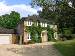 4, Star Hill Drive, Churt, Farnham GU10 2HP