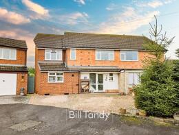 32, Micklehome Drive, Alrewas, Burton-on-trent DE13 7AT