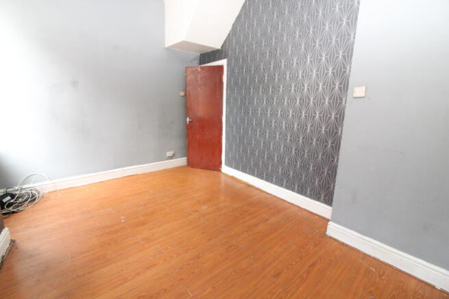 Lounge 2 T202609101111.jpg