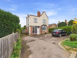 55, Upton Close, Gloucester GL4 3EX