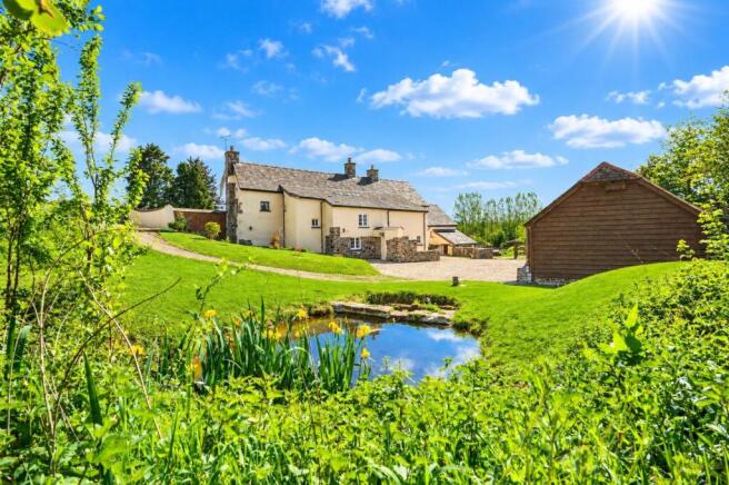 Buskin Farmhouse