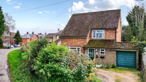 Frys Lane, Yateley, Hampshire, GU46