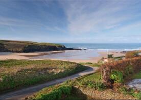 Trenevek, Access To Treyarnon, Treyarnon, Padstow PL28 8JR