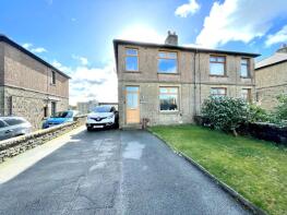 4 Langdale, Park Lane, Birds Edge, Huddersfield HD8 8XW