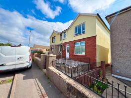 Holmleigh, Church Road, Talywain, Pontypool NP4 7EE
