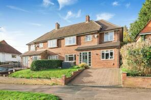 27, Rotherfield Way, Emmer Green, Reading RG4 8PJ