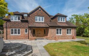 The Oaks, The Street, Dockenfield, Farnham GU10 4JF