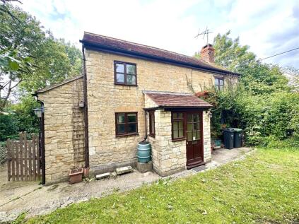 Salisbury Street, Marnhull, Sturminster Newton, Dorset, DT10