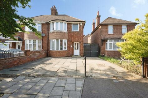 Honey Hill Road, Bedford, Bedfordshire, MK40