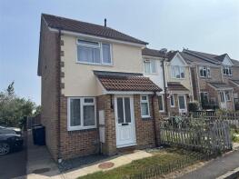 43, Woodsage Drive, Gillingham SP8 4UE
