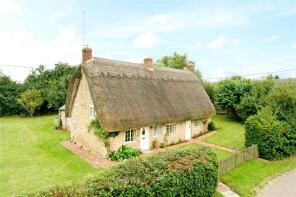 The Cabin, The Lane, Towcester NN12 7HW