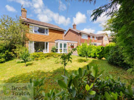 46, College Road, Haywards Heath RH17 6TY