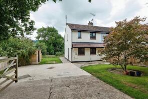 1, Poorscript Gardens, Abergavenny NP7 8LQ