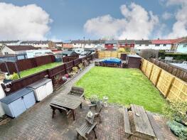 45, Oldlands Walk, Park South, Swindon SN3 2BG