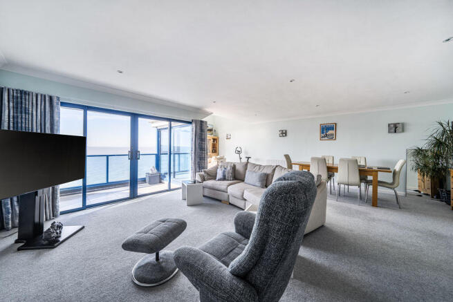 Open Plan Lounge/Dining Room